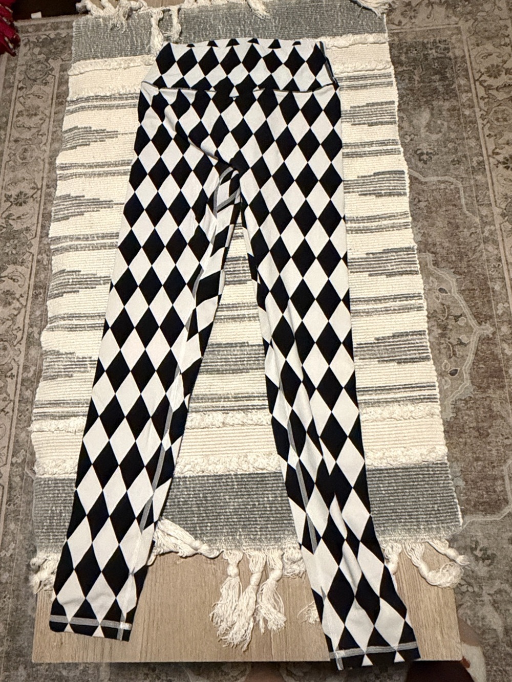 BuffBunny Black & White Diamond-Print Leggings